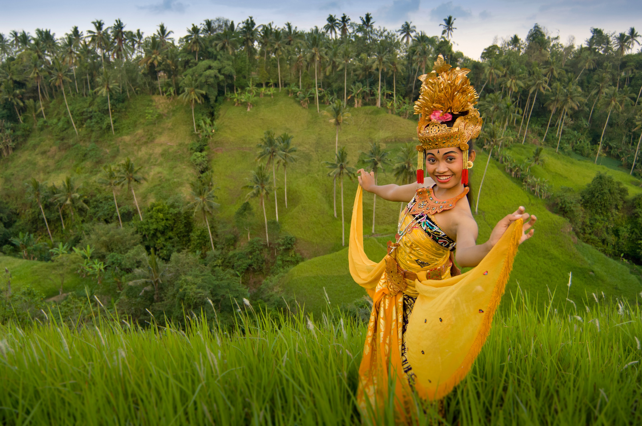 Demonstration the soft directionless light of cloudy day.